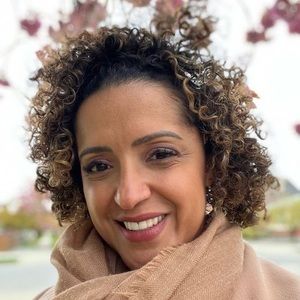 Meet your Posher, Ana paula